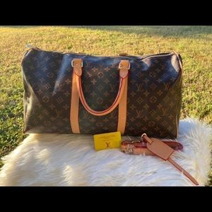 LARGE Travel Fashion Bag-Size 50 NEW in Bag